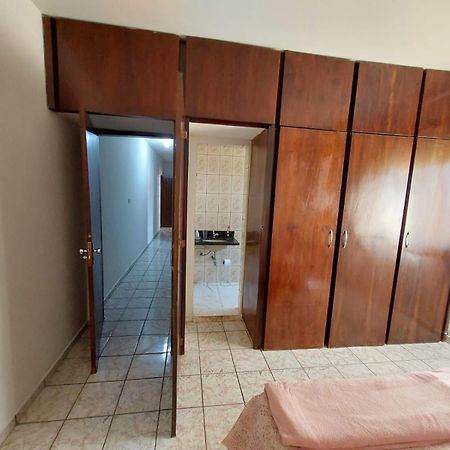فندق Casa Da Malu Uberlândia المظهر الخارجي الصورة