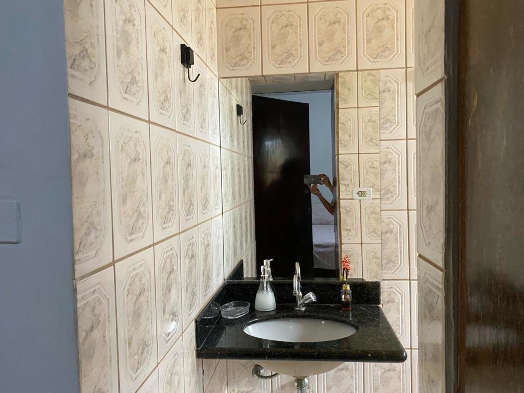 فندق Casa Da Malu Uberlândia المظهر الخارجي الصورة
